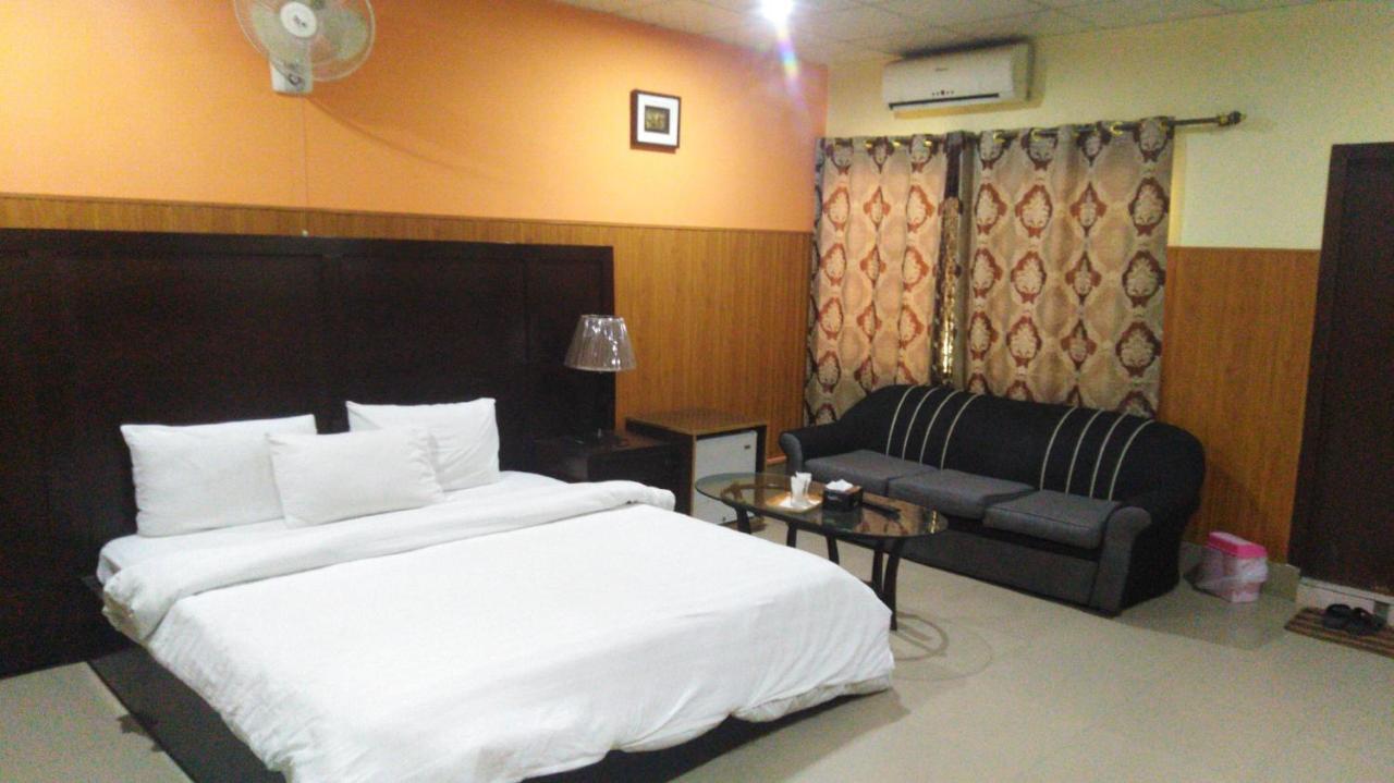 Amyl'S Garden Guest House Islamabad Exterior foto
